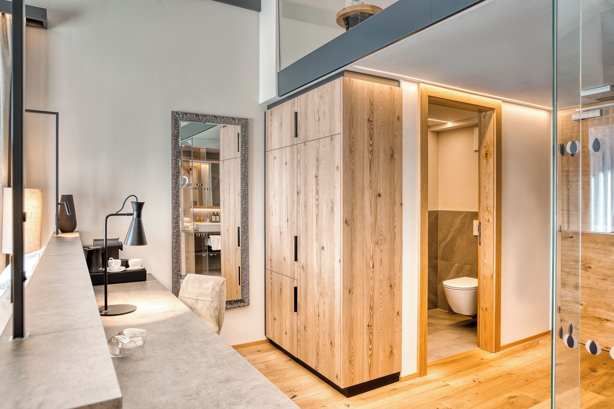אחר