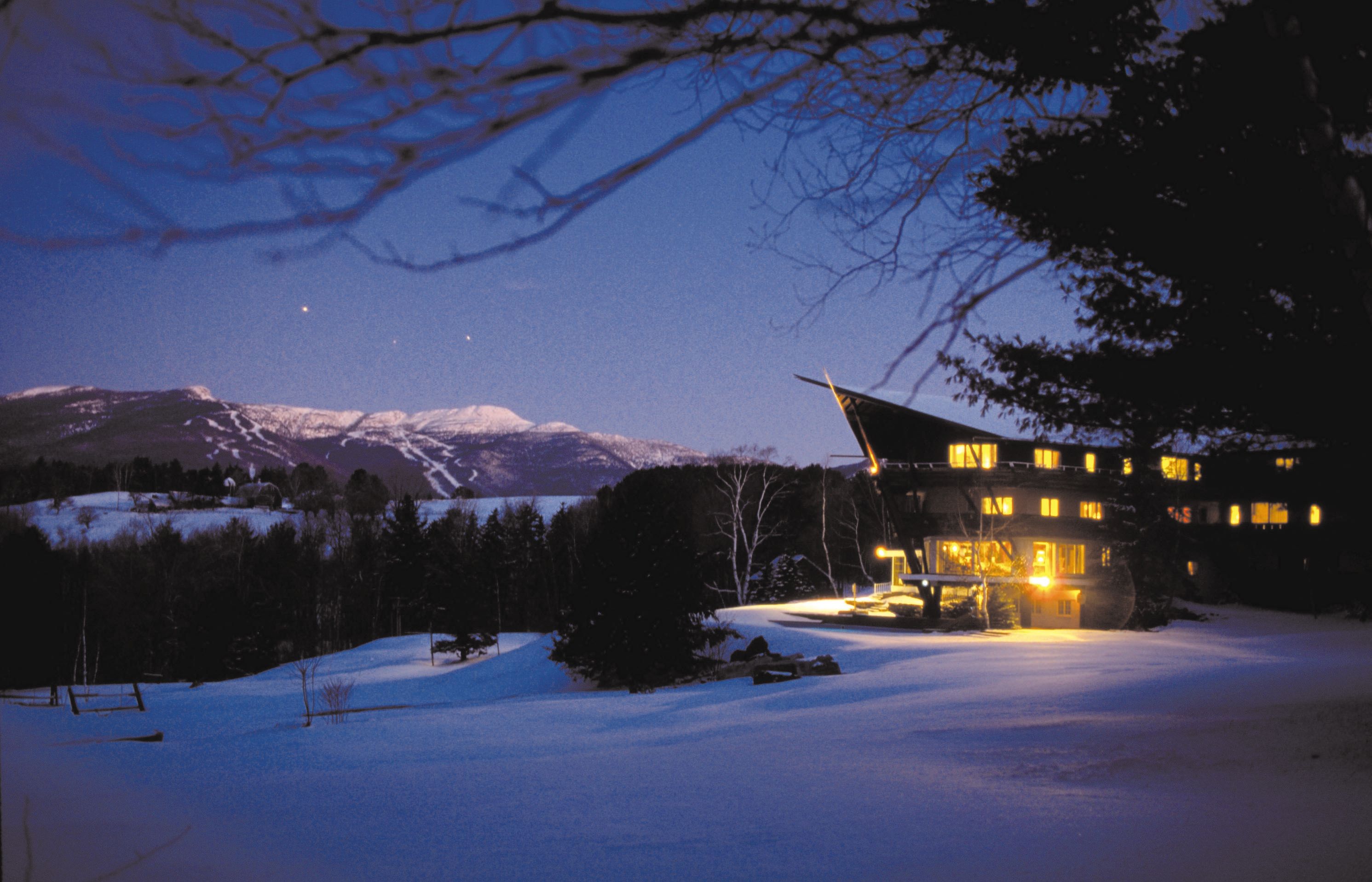 נוף חיצוני תמונה