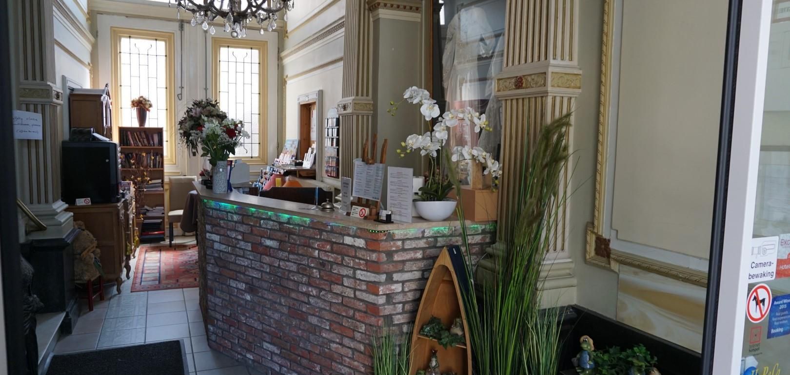 דלפק קבלה תמונה