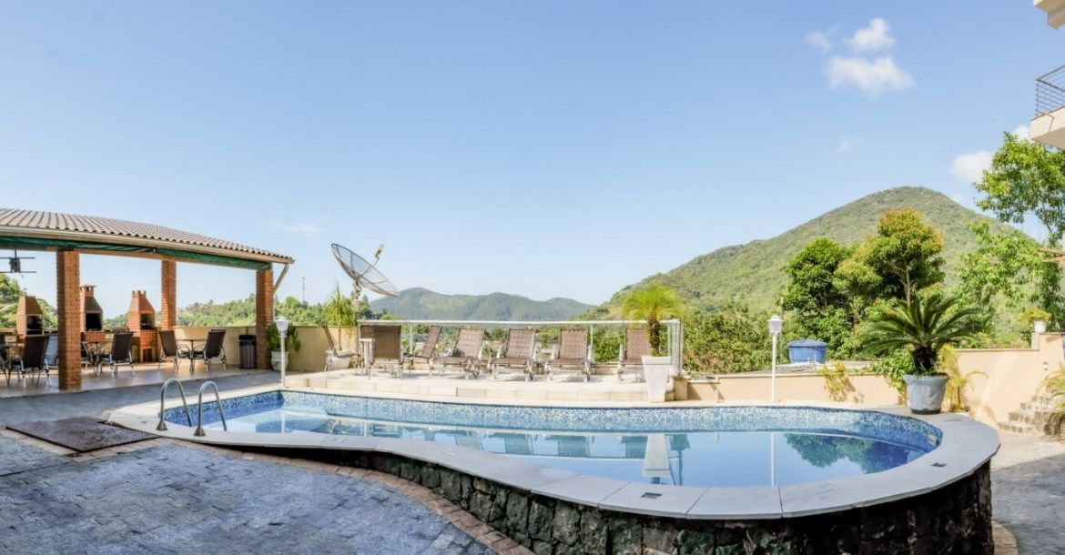 בריכה תמונה