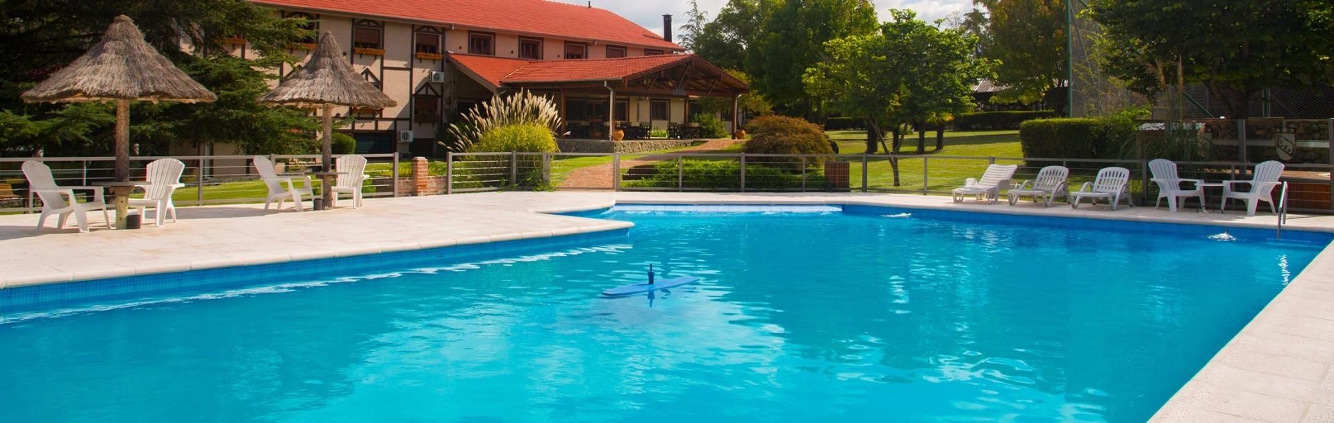 בריכה תמונה