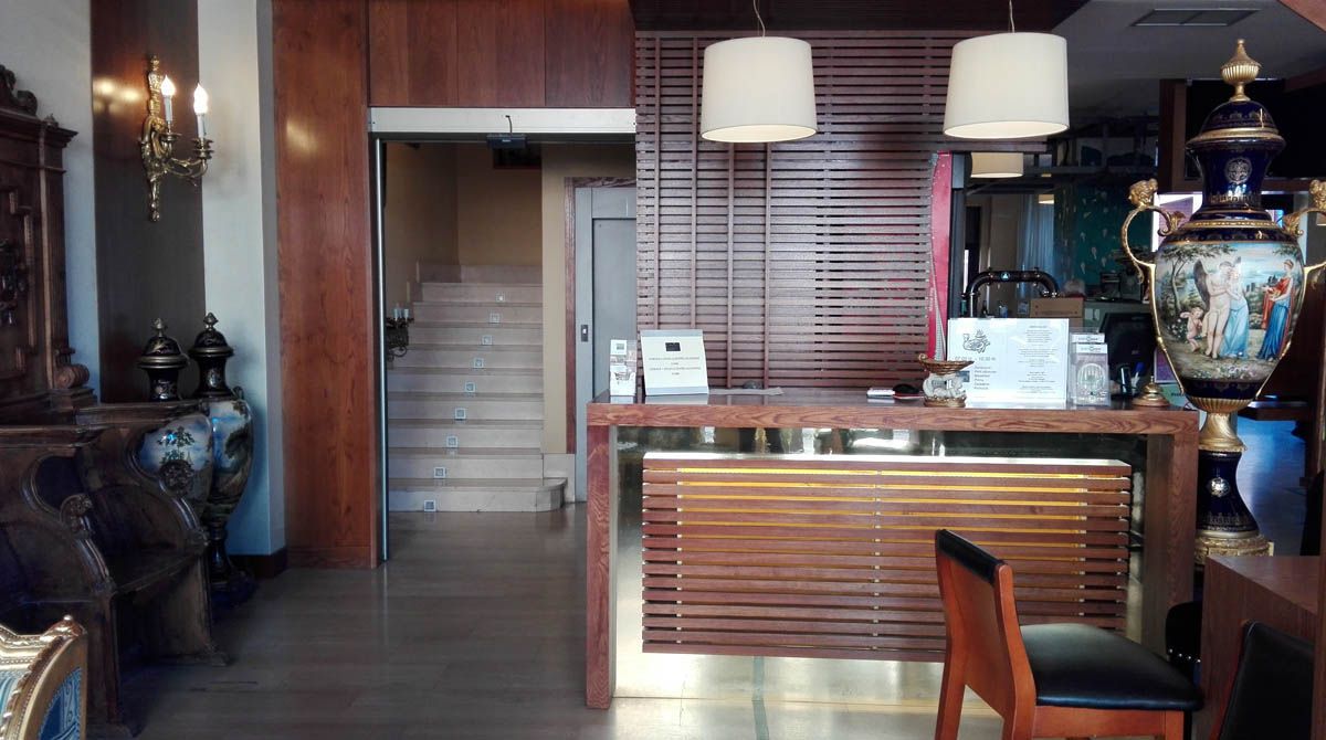 דלפק קבלה תמונה