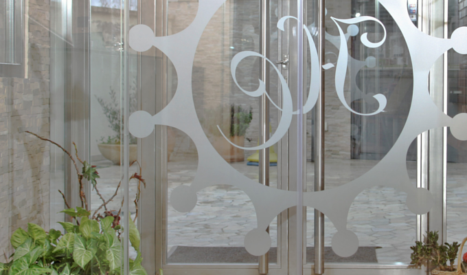 כניסה למלון